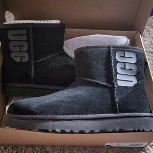 Uggs - Sz 7